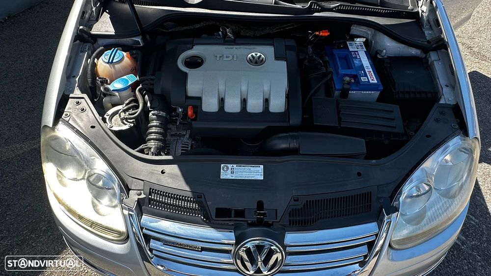 VW Golf 1.9 TDi BlueM. Confortline - 19