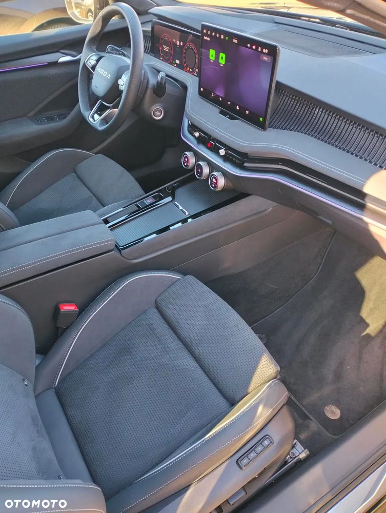 Skoda Superb 2.0 TDI SCR 4x4 Sportline DSG - 17