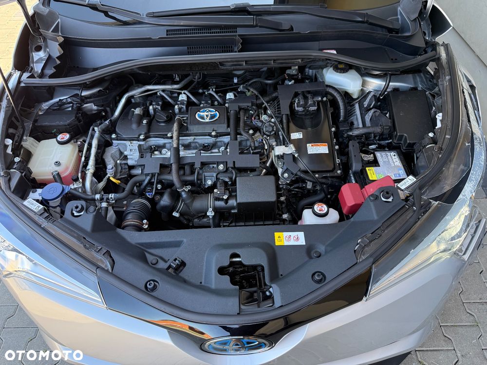 Toyota C-HR Lounge - 18