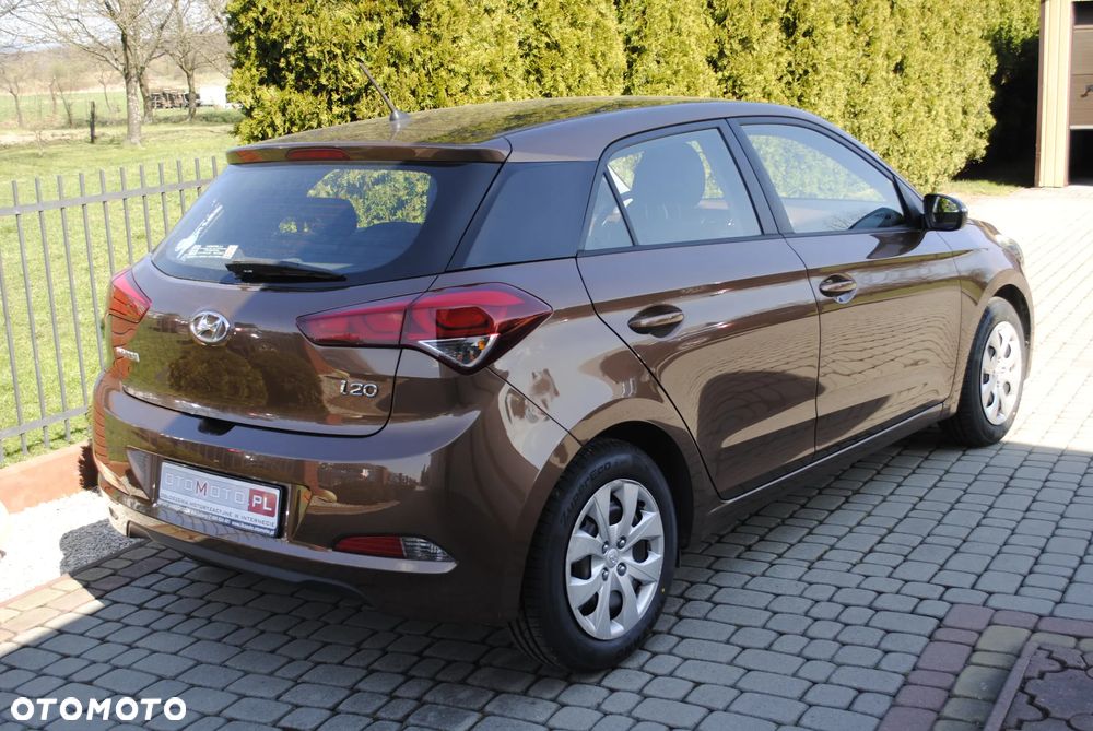 Hyundai i20 - 8