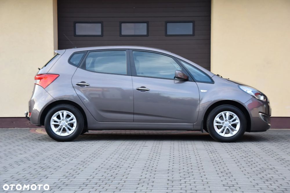 Hyundai ix20 1.4 blue YES Silver - 14