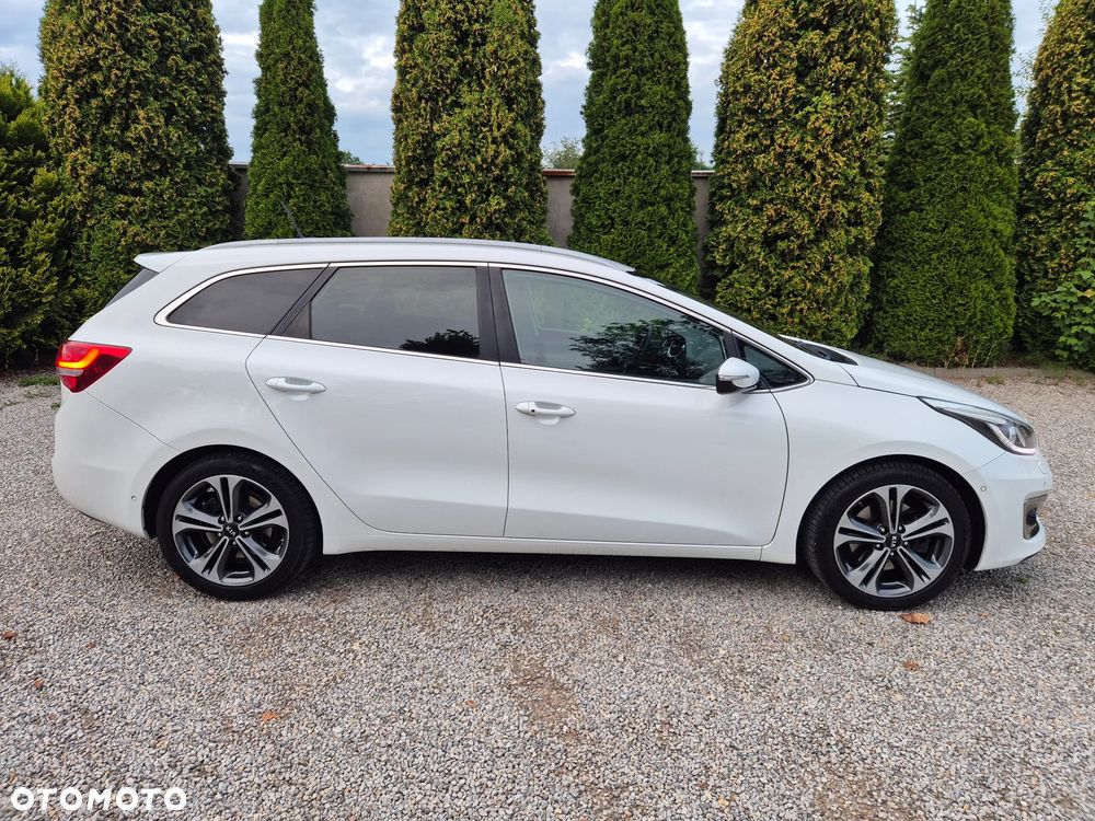 Kia Ceed 1.6 GDI ISG Spirit - 17