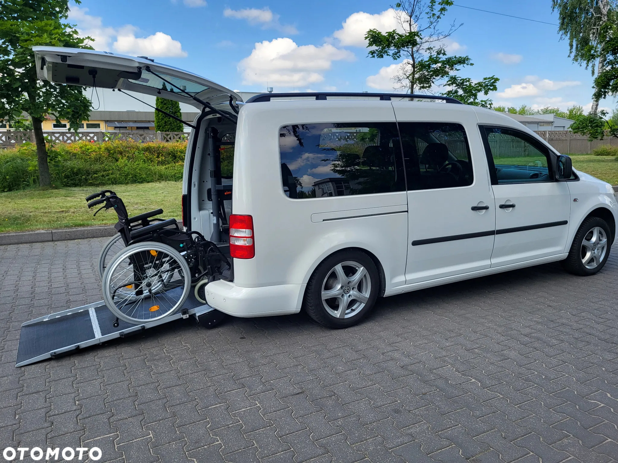 Volkswagen Caddy Maxi 1.6 TDI Trendline Mixt - 34
