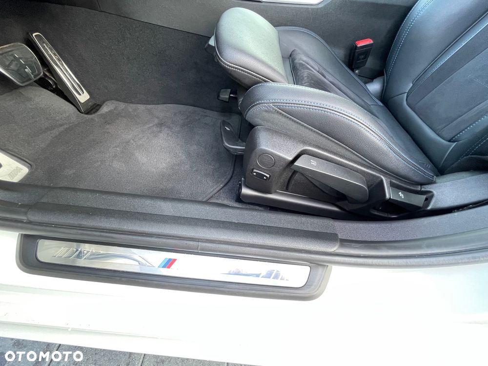 BMW Seria 3 318d mHEV M Sport - 21