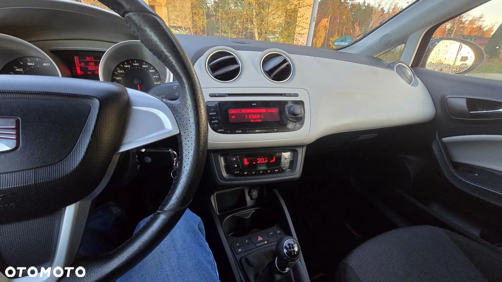 Seat Ibiza 1.6 16V Sport Edition - 20