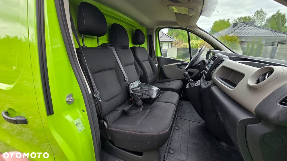 Renault Trafic - 16