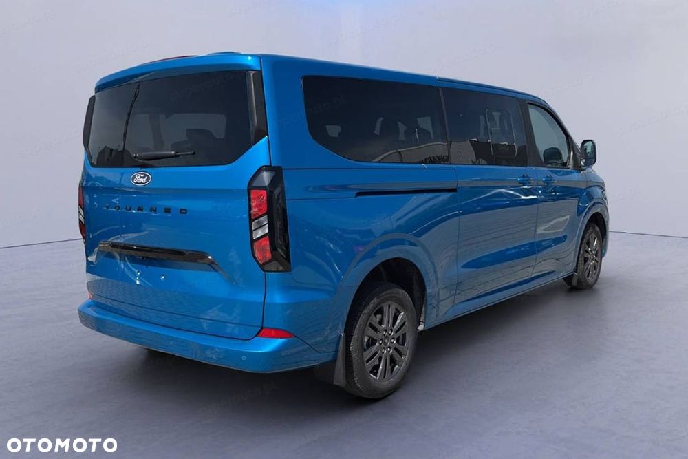 Ford Tourneo Custom - 7
