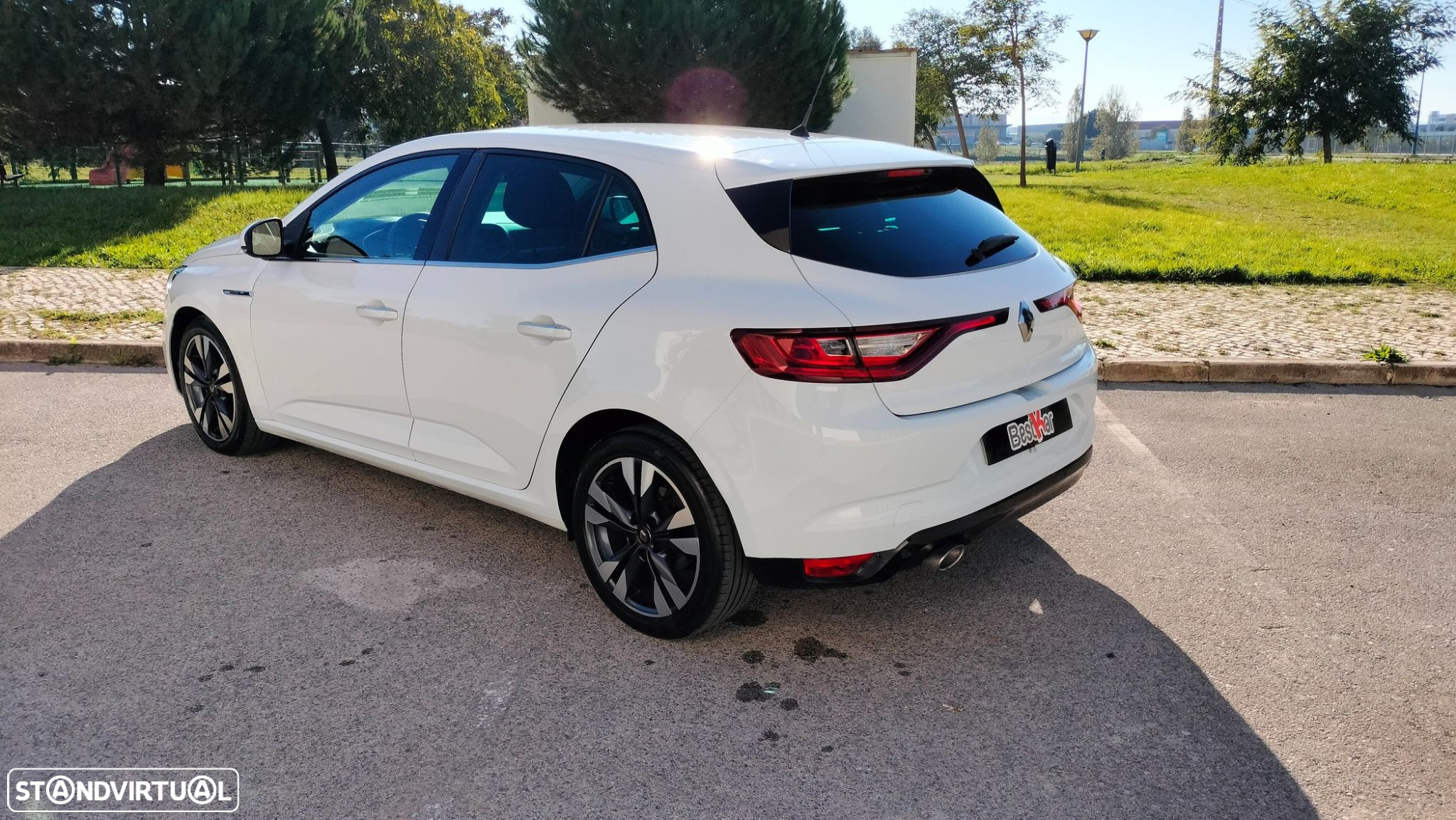 Renault Mégane BLUE dCi 115 EDC Deluxe-Pack LIMITED - 8