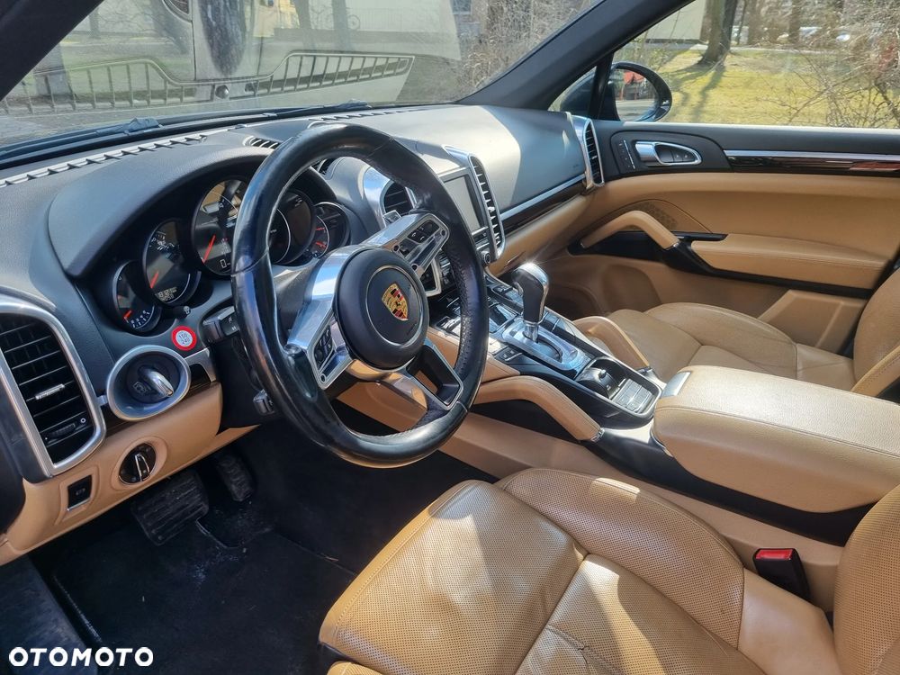 Porsche Cayenne Tiptronic S - 6
