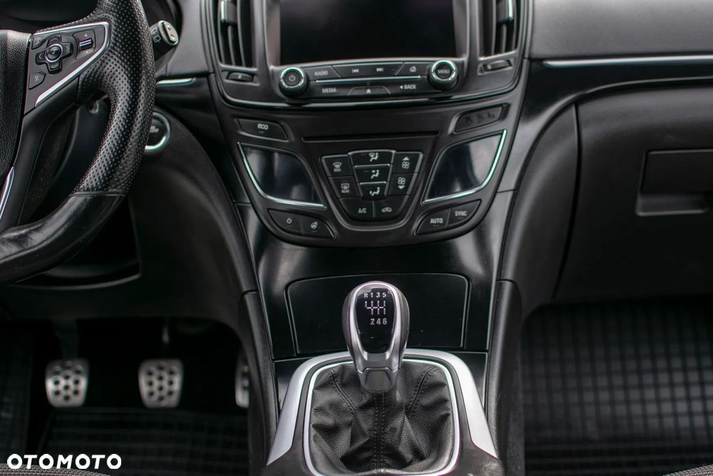 Opel Insignia - 31