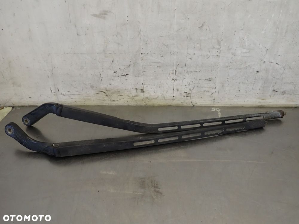 RAMIONA WYCIERACZEK PRZEDNIE CITROEN C4 I COUPE 1.6HDI