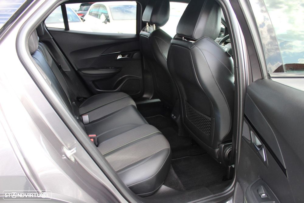 Peugeot 2008 1.2 PureTech GT - 21
