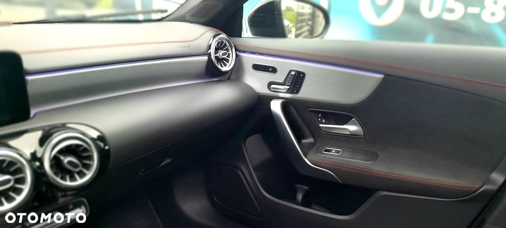 Mercedes-Benz CLA 250 AMG Line 7G-DCT - 23