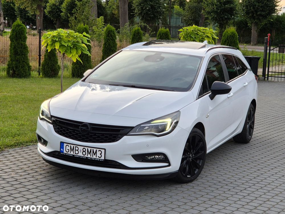 Opel Astra 1.6 D (CDTI) Dynamic - 2