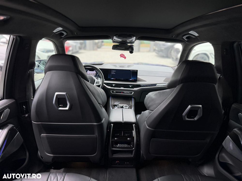 BMW X7 M60i xDrive - 30