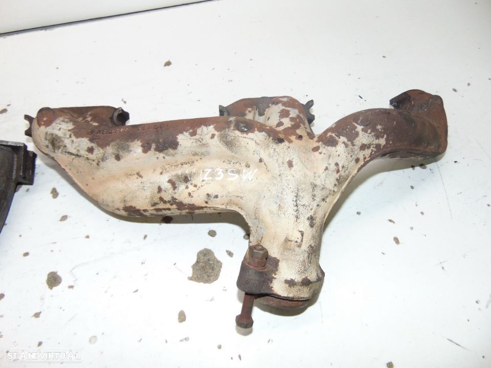 Mercedes w123 carrinha colector de admissao/escape motor 300d - 6