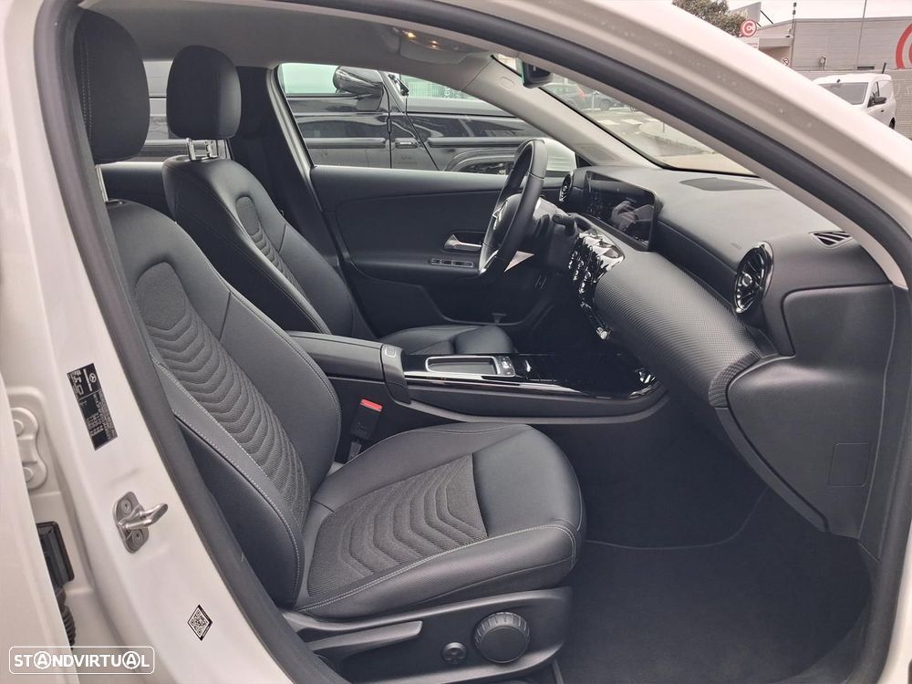 Mercedes-Benz A 250 - 12