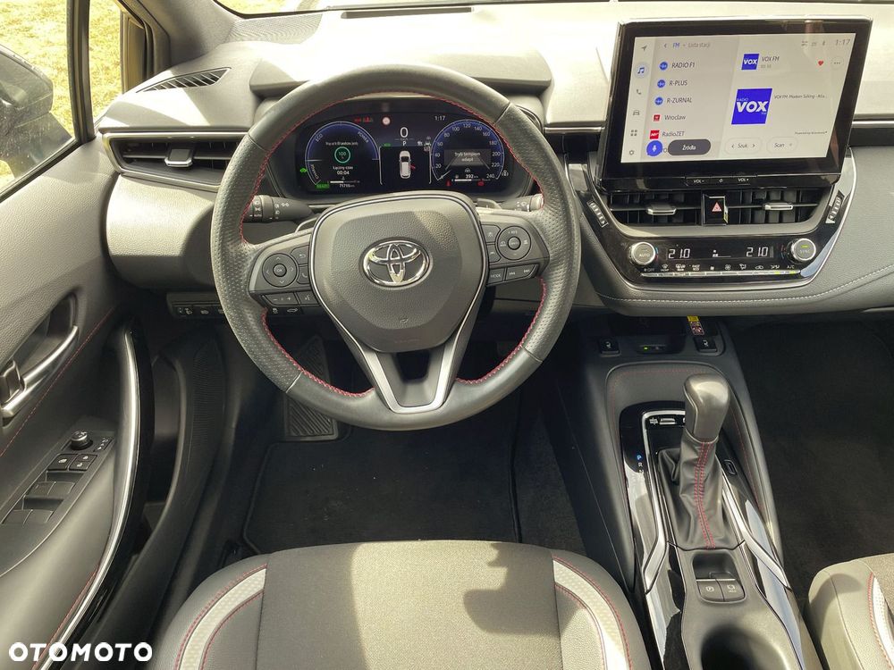 Toyota Corolla 2.0 Hybrid GR Sport Dynamic - 14