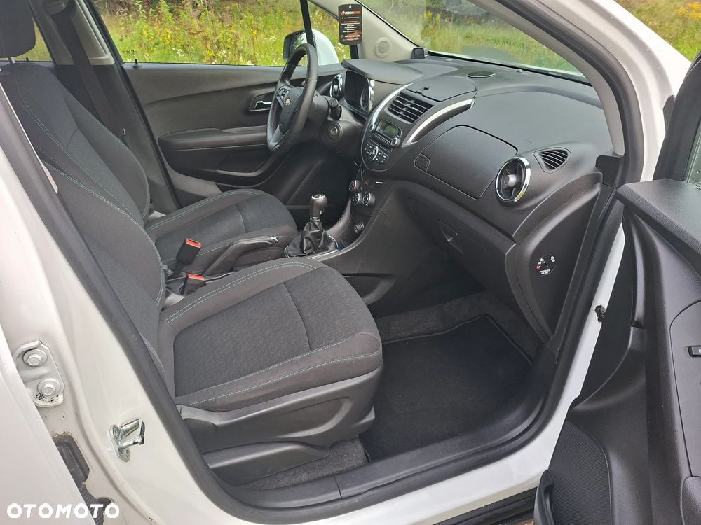 Chevrolet Trax 1.6 LS - 19