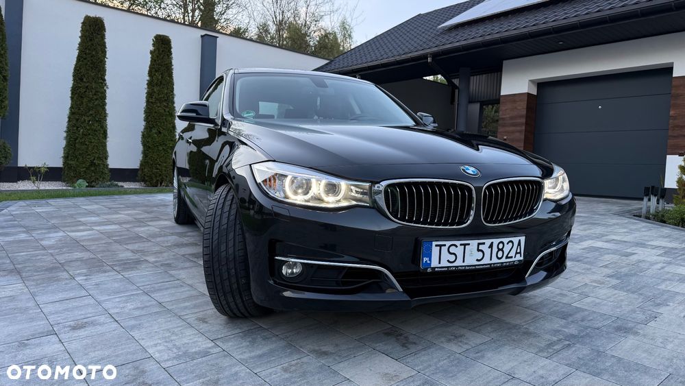 BMW Seria 3 320i Luxury Line - 11