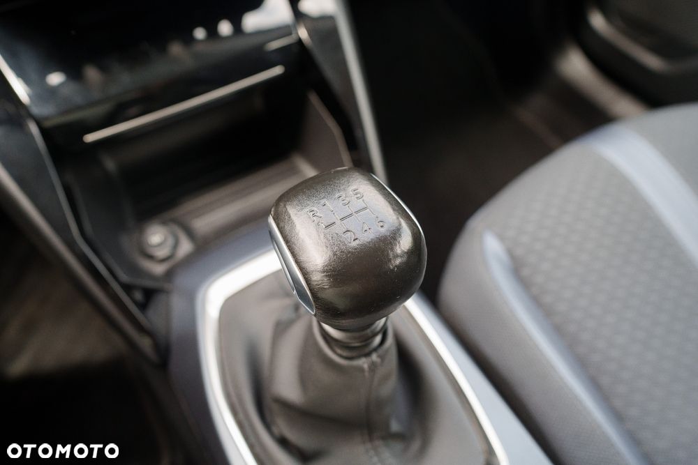 Peugeot 2008 PureTech 130 Allure - 18