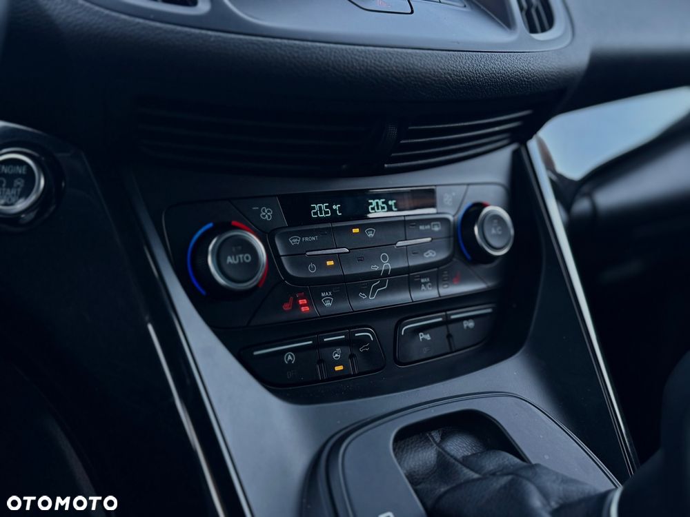 Ford Kuga 1.5 EcoBoost 4x4 ST-Line - 24