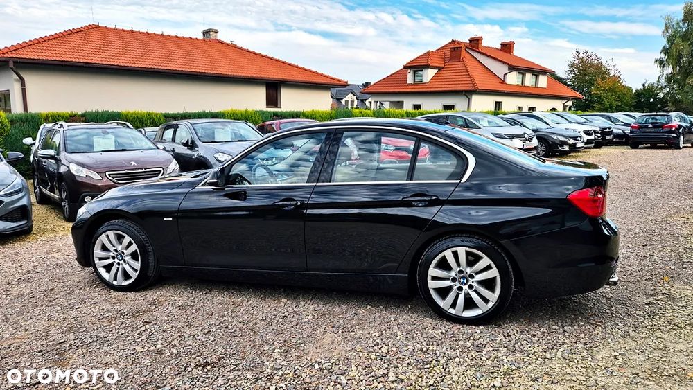 BMW Seria 3 320i Efficient Dynamics Edition Luxury Line - 22