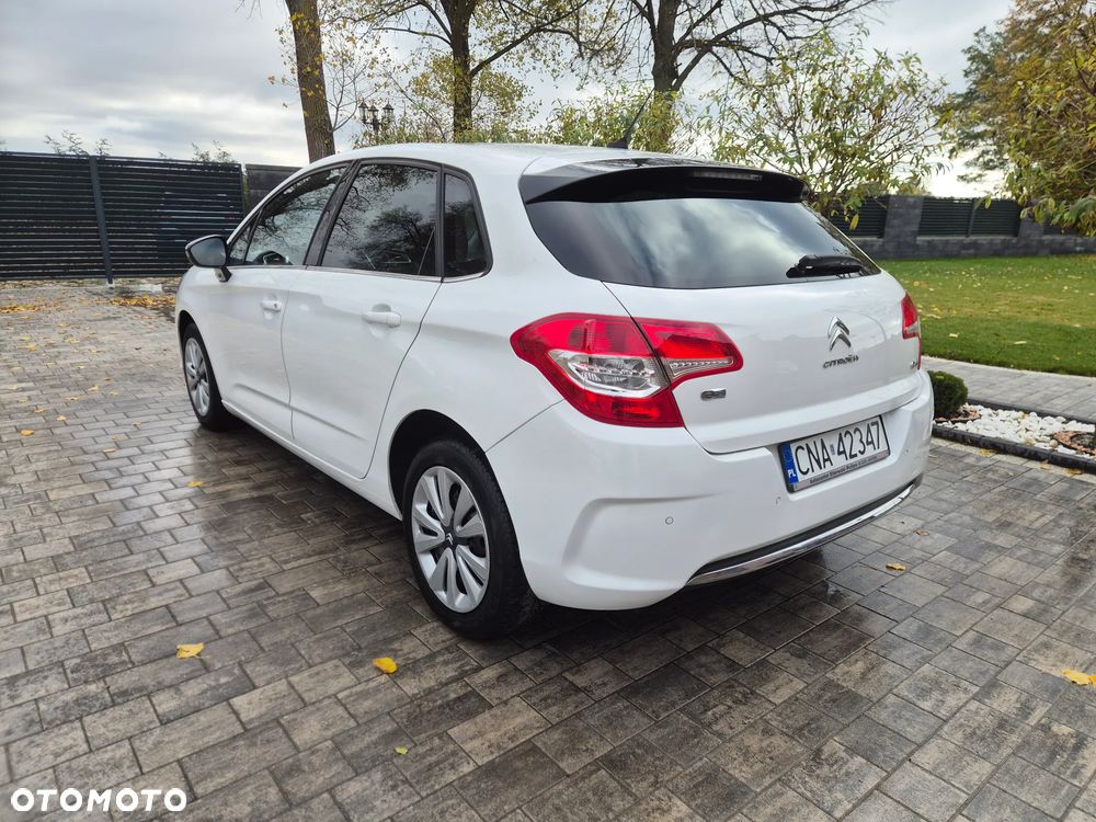 Citroen C4 2015 photo 3
