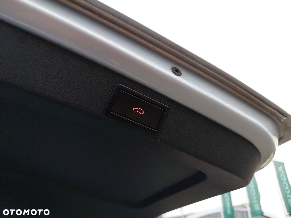 Skoda Octavia 1.8 TSI 4x4 Style DSG - 30