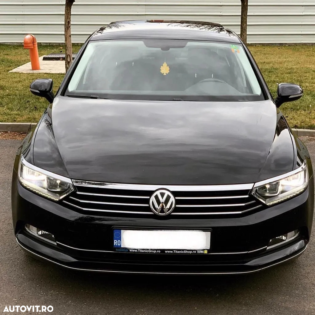 Volkswagen Passat - 4
