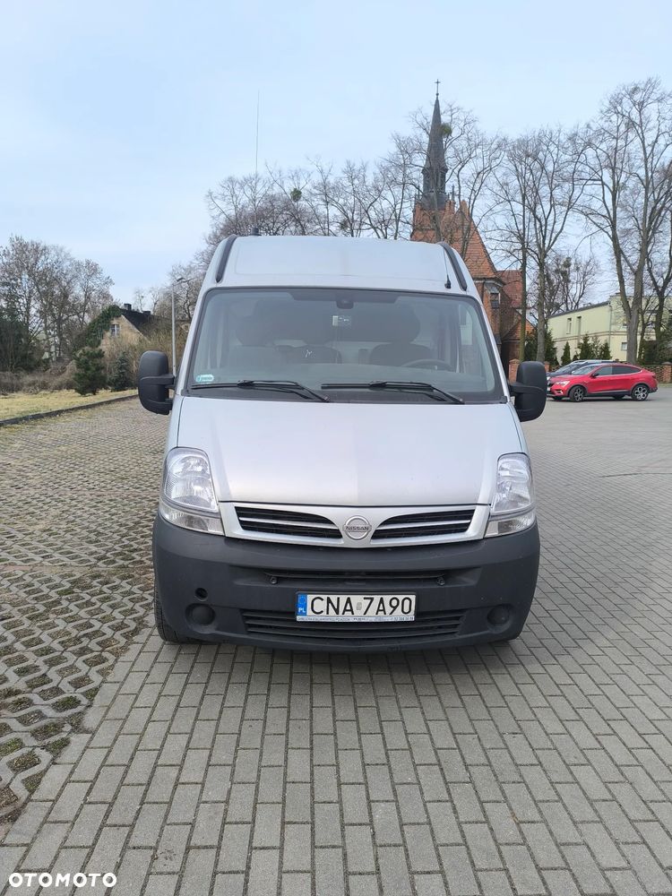 Nissan INTERSTAR - 1