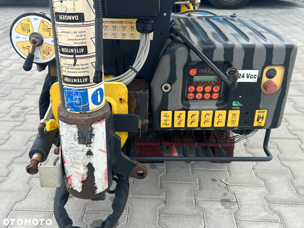 Inny Żuraw HYVA V911 3S - 4