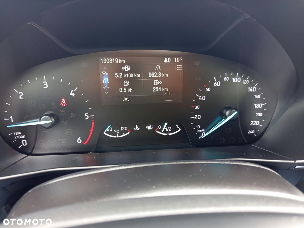 Ford Focus - 12