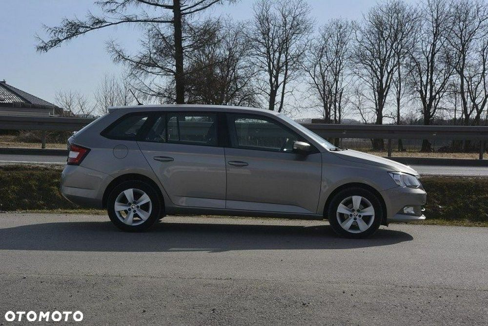 Skoda Fabia - 11