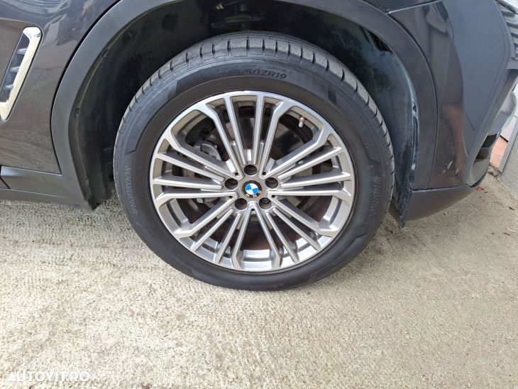 BMW X3 xDrive20d AT Luxury Line - 17