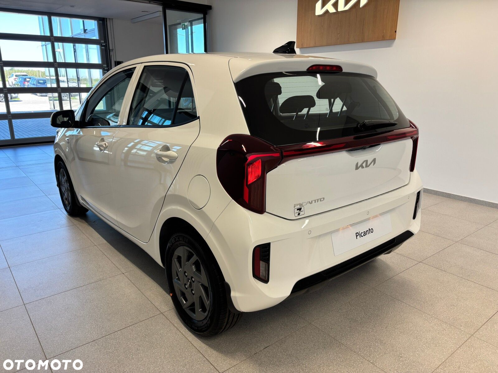 Kia Picanto - 4