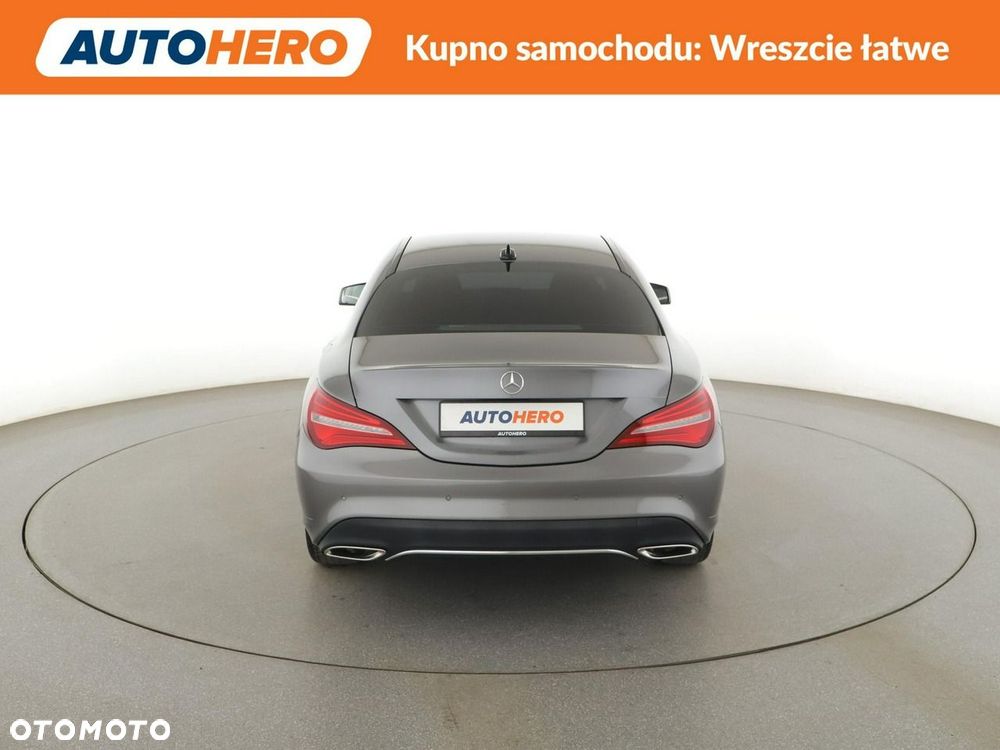 Mercedes-Benz CLA 180 Urban - 7