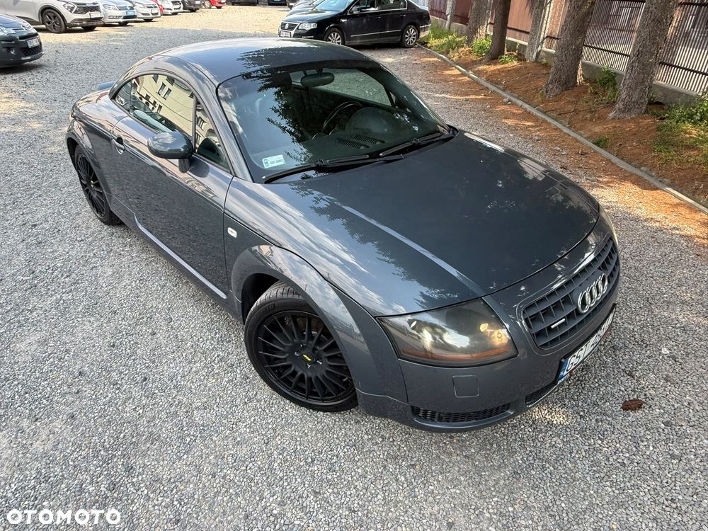Audi TT Coupé 1.8T Quattro - 35