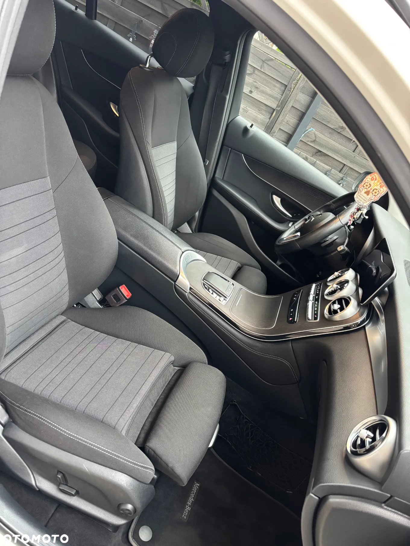 Mercedes-Benz GLC - 9