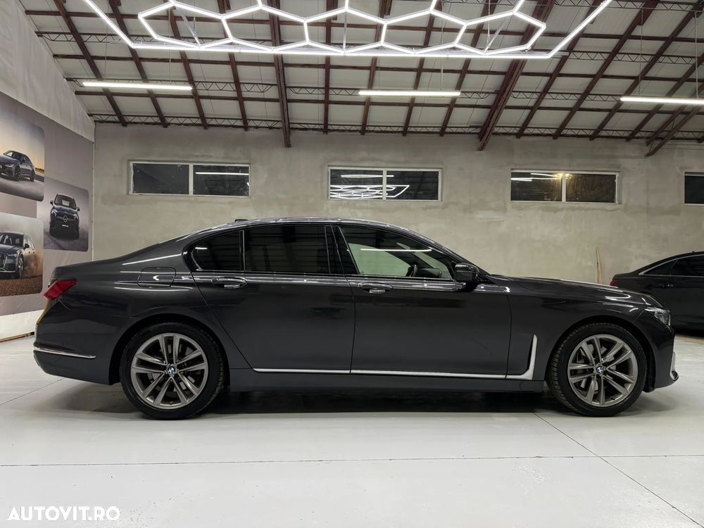 BMW Seria 7 730d xDrive MHEV - 4
