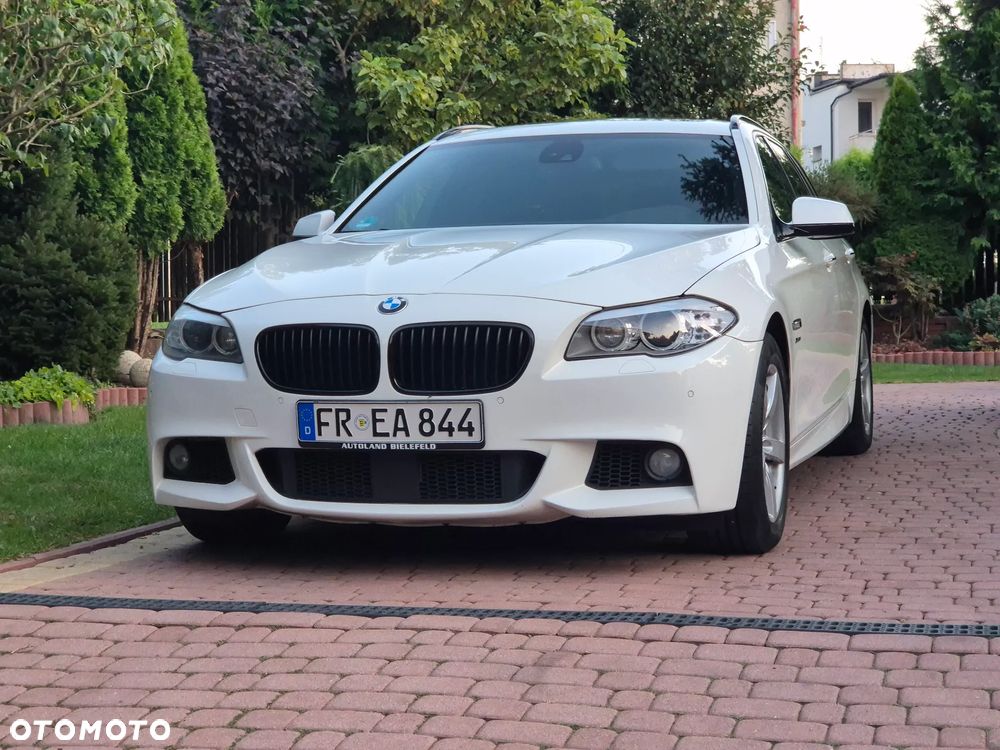 BMW Seria 5 525d xDrive - 2