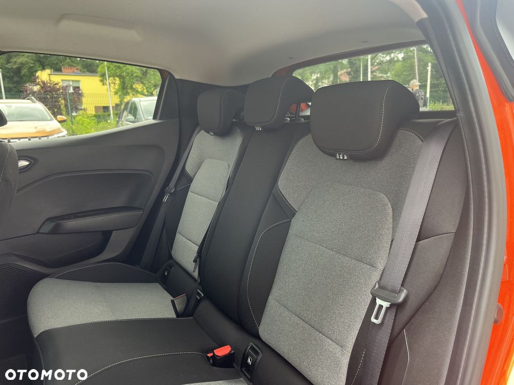 Renault Clio - 16