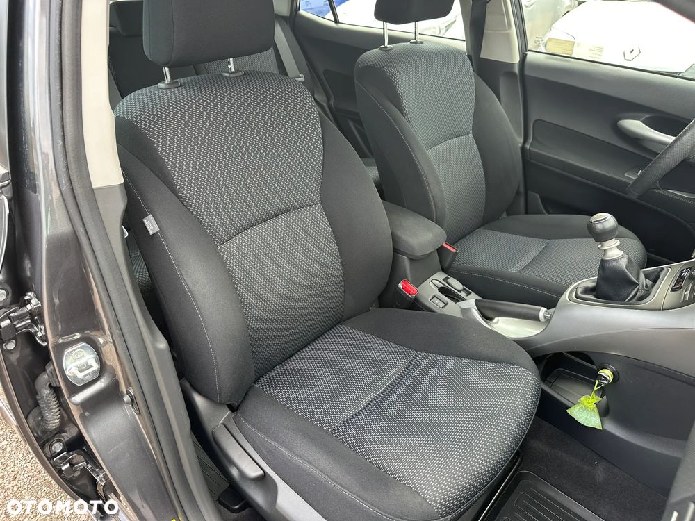 Toyota Auris - 28