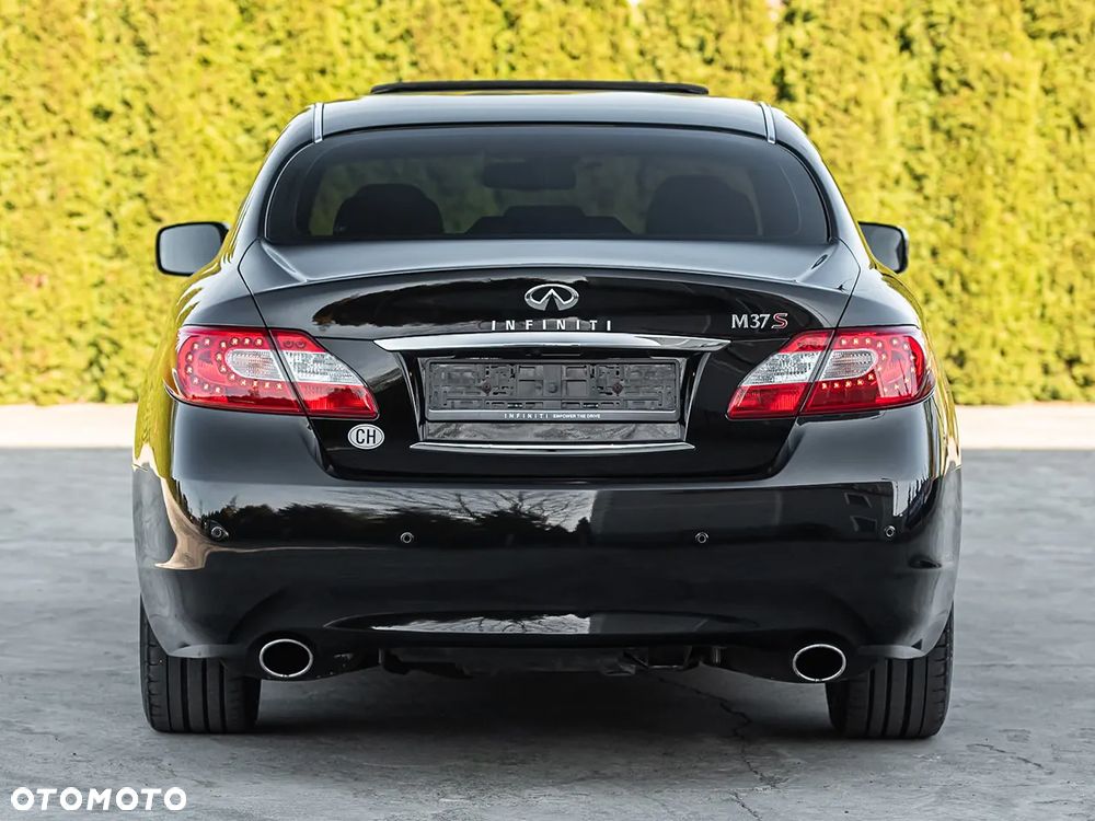 Infiniti M M37 S - 12