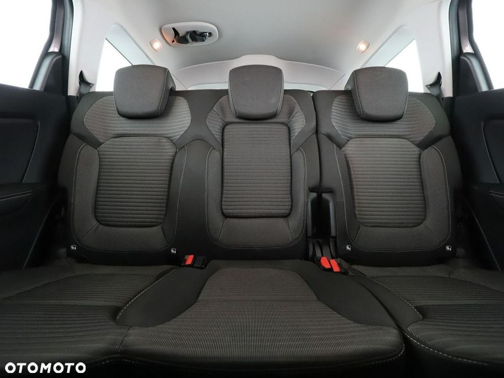 Renault Grand Scenic BLUE dCi 120 EDC BUSINESS EDITION - 19