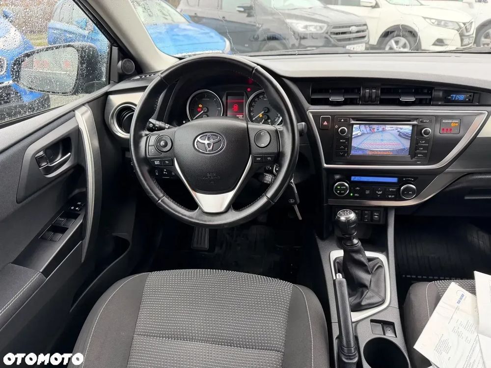 Toyota Auris 2.0 D-4D Edition - 14