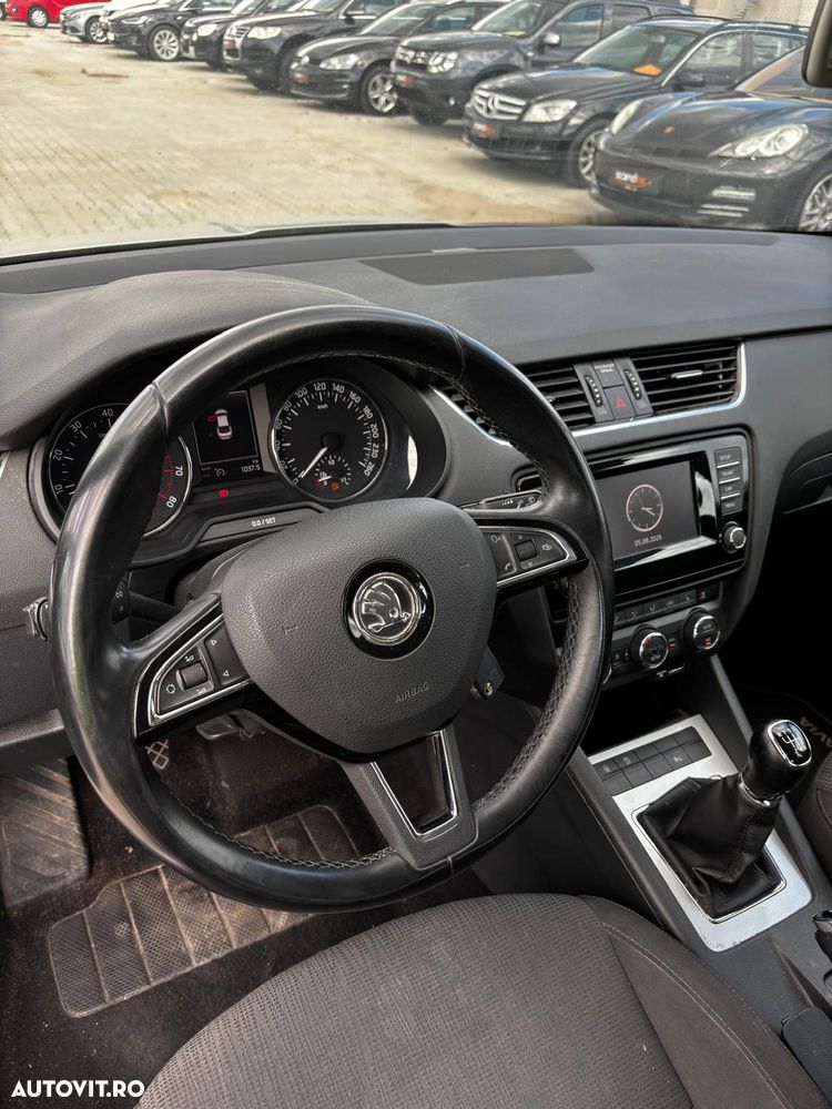 Skoda Octavia - 5