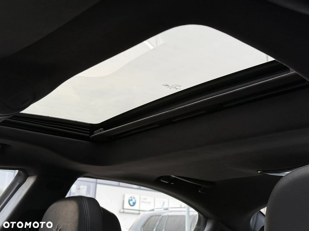 Maserati Ghibli - 30