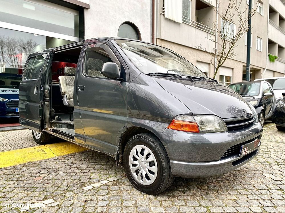 Toyota HiAce 2.4 D LH102L - 5