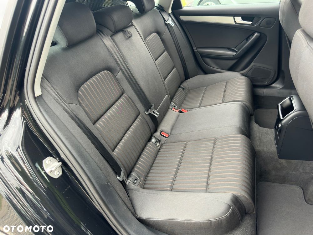 Audi A4 Avant 2.0 TDI DPF Ambition - 23